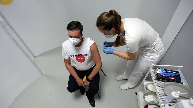 Očkovací centrum bez registrace otevírá sdružení Podané ruce v prostorách bývalé restaurace Bohéma v Janáčkově divadle.