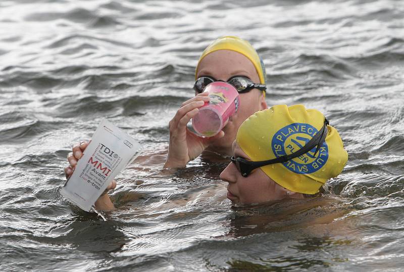 Brněnský Garoma Plus maraton na přehradě.