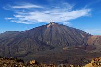Nejvyšší hora Španělska - sopka Pico del Teide na kanárském ostrově Tenerife. Ilustrační foto.