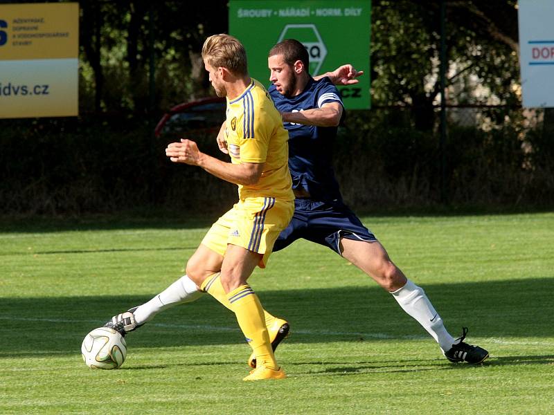 V přátelském duelu v neděli domácí prohráli 2:9, oba góly vstřelili z penalt. Trefili se Krečí a Čechura.