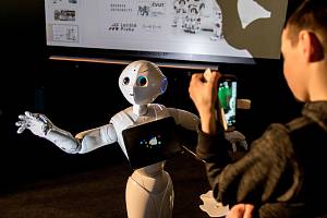 V pátek 18. a v sobotu 19. března obsadí zábavní vědecký park VIDA! roboti. V pátek se bude konat Robotiáda. Sobota bude ve znamení přehlídky robotů.