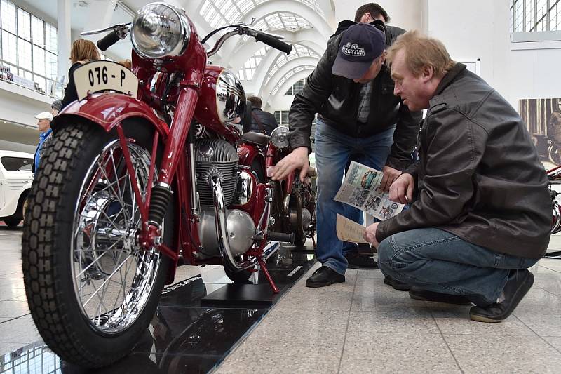 Classic show Brno 2017. Na brněnské výstaviště se sjeli příznivci veteránů.