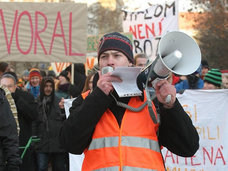 Studenti vysokých škol v Brně prostestovali proti školským reformám.