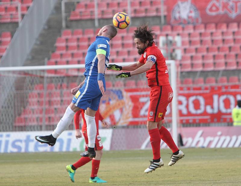 Zbrojovka porazila v prvním domácím zápase jarní části ligy Slovan Liberec těsně 1:0.