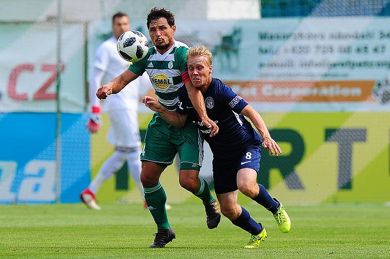 David Machalík (v modrém) v dresu Slovácka naskočil do 45 prvoligových duelů.