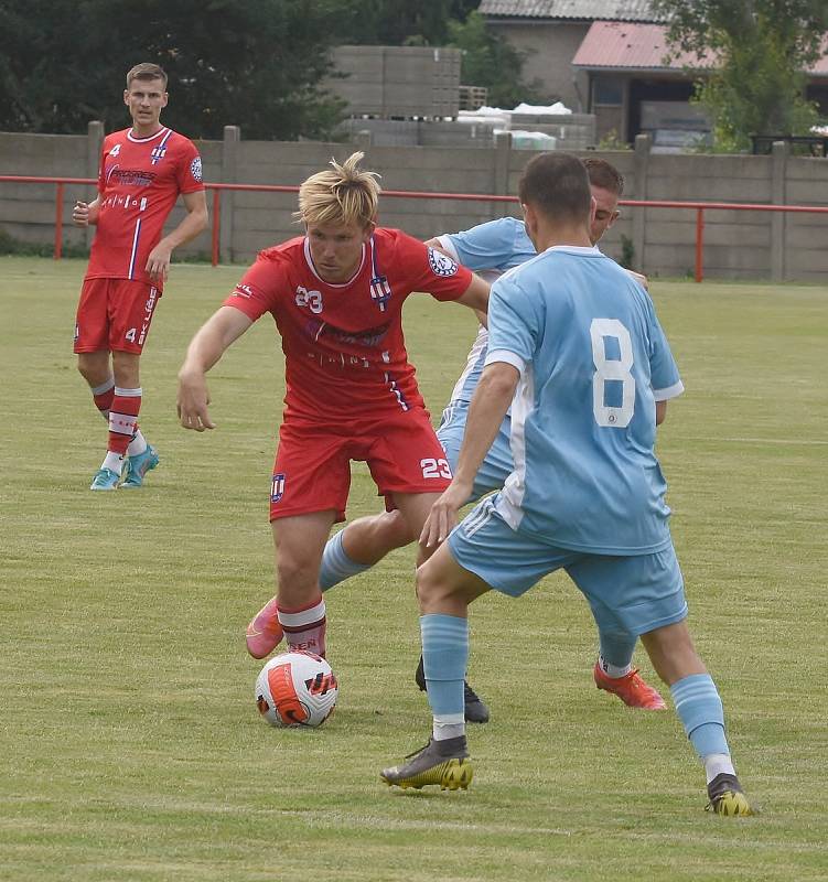 Druhý přípravný zápas odehrála Líšeň v Pohořelicích proti juniorce Slovanu Bratislava, po gólech Čermáka a Zikla vyhrála 2:0.