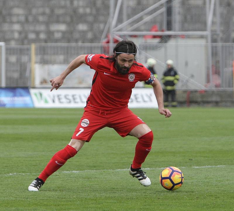 Fotbalisté Zbrojovky podlehli na domácím trávníku Mladé Boleslavi 2:3.