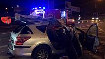 Tragická nehoda v Brně na křižovatce ulic Heršpická a Jihlavská. Srazilo se osobní a nákladní auto.
