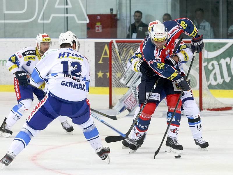 Kometa na úvod extraligové sezony porazila Pardubice v prodloužení.