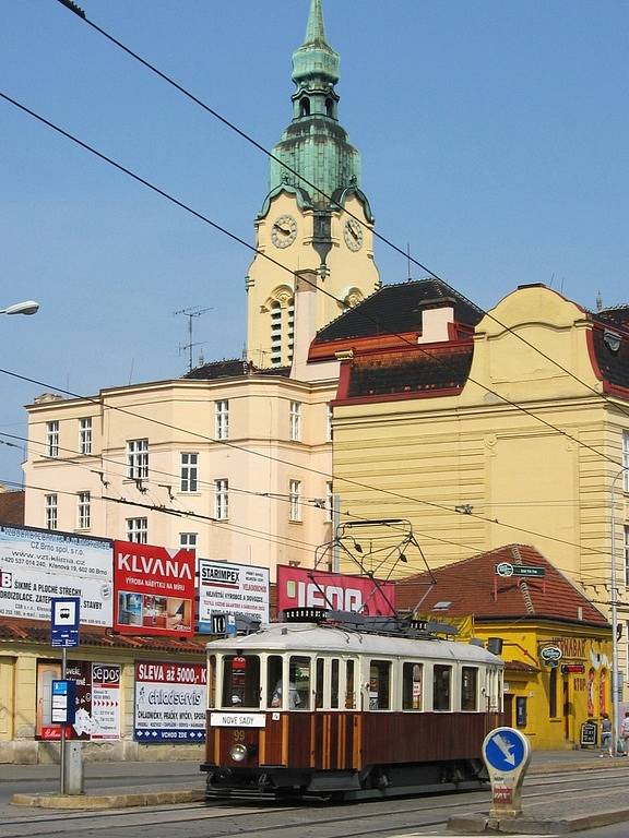 Historická tramvaj v Brně v Křenové ulici.