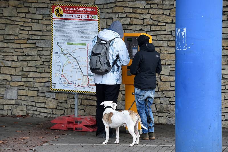 Začaly dlouhodobé tramvajové výluky v ulicích Lesnická a Žabovřeská.