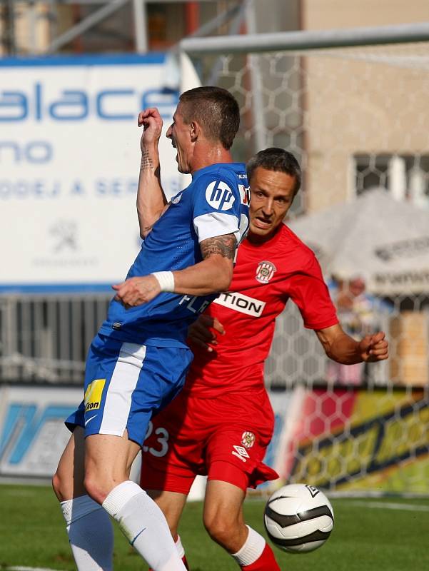 Brněnští fotbalisté v pátém kole nejvyšší české soutěži podlehli na domácím hřišti Liberci 0:1. Jediný gól vstřelil z přímého kopu Sergej Rybalka.