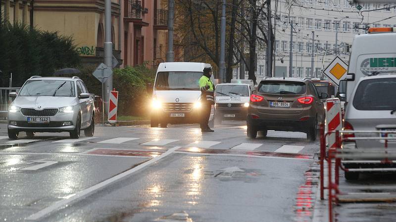 Křižovatka Kounicovy a Kotlářské ulice v Brně.