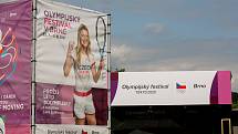 V brněnských Pisárkách bude Olympijský festival. Před otevřením se do areálu podívala ambasadorka festivalu, bývalá brněnská tenistka Lucie Šafářová, a další hosté.