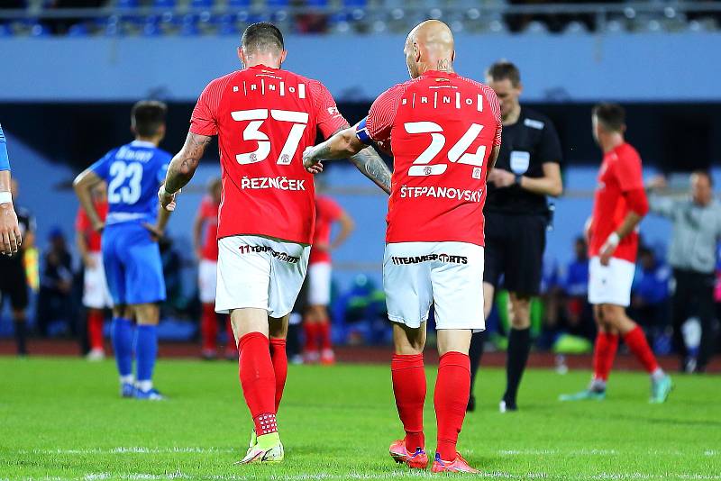 Brněnští fotbalisté (v červeném) deklasovali Ústí nad Labem 6:1.