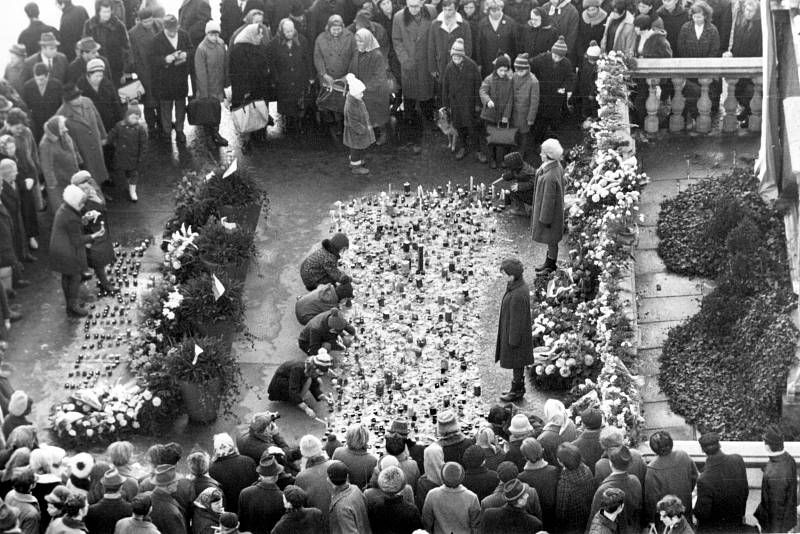 Tryzna za Jana Palacha v Brně v lednu 1969