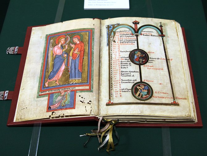 Brněnská výstava Tři tisíce let knižního umění – Skvosty pěti kultur ukáže také faksimilii vzácného rukopisu Život svatého Václava.