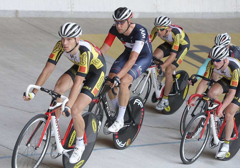 Třicátý ročník Memoriálu Vlastimila Moravce v olympijském omniu na brněnském velodromu.