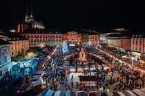 Kromě barevných ozdob a vánočních světýlek si návštěvníci brněnských adventních trhů vychutnají bohatý kulturní program hned na několika místech.