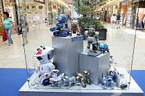 Výstava Století robotů v brněnské Galerii Vaňkovka.