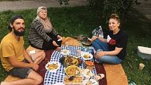 Akce Česko jde spolu na piknik vyzvala lidi z různých míst naší země, aby pořádali ve stejný čas piknik. Na snímku loňský piknik v havířově.