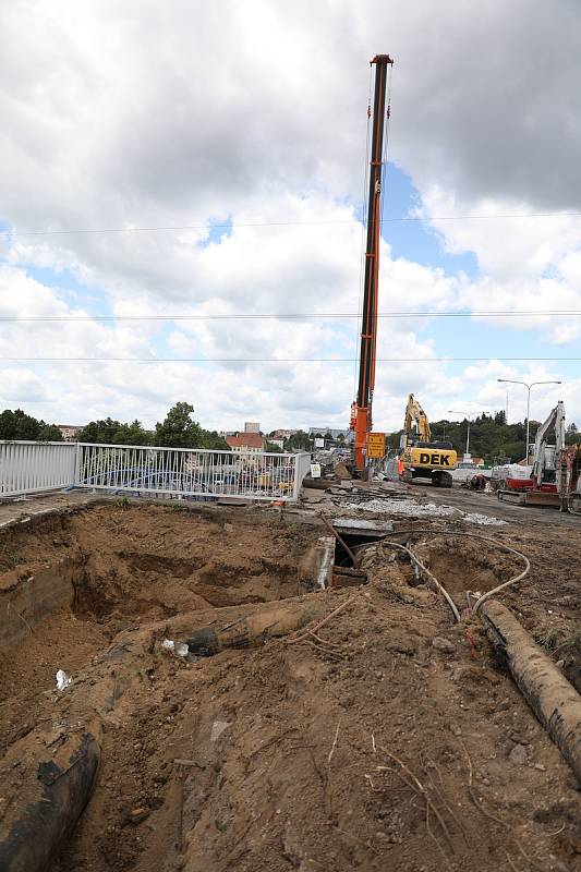 VMO Tomkovo náměstí demolice mostu.