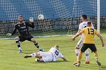 24.6.2020 - 26 kolo F:NL mezi domácí SK Líšeň (Pavel Halouska) proti FK Baník Sokolov (žlutá)