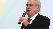 Miloš Zeman je známý svými vtipnými průpovídkami. Nevynechal je ani v Brně.