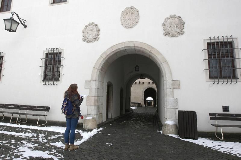 Redaktorka Brněnského deníku Rovnost Alžběta Nečasová si na vlastní kůži vyzkoušela novou naučnou stezku Šifra Špilberk.