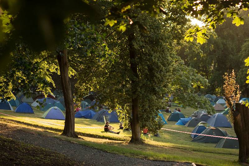 Další úspěšný ročník má za sebou přehlídka Boskovice 2015 – festival pro židovskou čtvrť. Festival skončil v neděli a podle prvních informací pořadatelů jej za čtyři festivalové dny navštívilo 3500 diváků. 