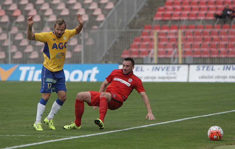 Zbrojovku v Brně pokořili fotbalisté Teplic čtyřmi góly.