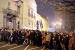 Připomínka výročí sedmnáctého listopadu na Dominikánském náměstí v Brně.