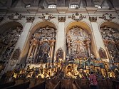 Největší betlém v Brně je téměř 20 metrů dlouhý. Zdobí tamní kostel svatých Janů v Minoritské ulici. Tvoří ho až metrové figury z lipového dřeva.