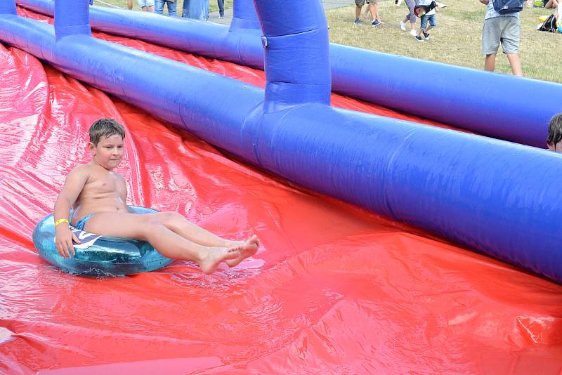 Megaskluzavka Slide Czech na brněnské Kraví hoře.