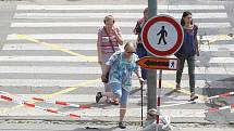 Brno 13.7.2020 - uzavřené přechody pro chodce v křižovatce Úzká Dornych