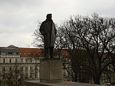 Socha Leoše Janáčka na Moravském náměstí v Brně.