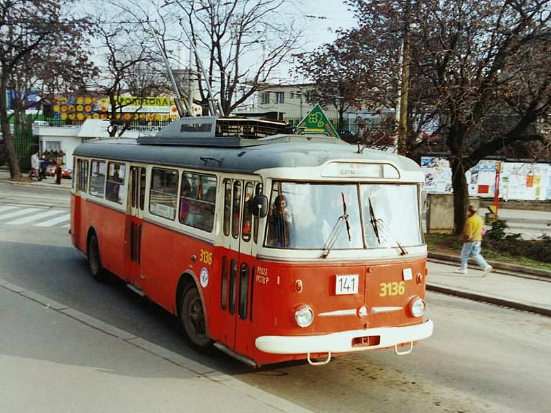 Do Brna se vrátil trolejbus Škoda 9Tr. Brněnský dopravní podnik ho získal zpět z Ukrajiny.