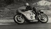 Na Masarykově okruhu válel i další legendární československý pilot Bohumil Staša. Dvacetinásobný domácí šampion dojel v závodech světového šampionátu Grand Prix dvakrát na stupních vítězů. V roce 1969 finišoval třetí a o dva rok později skončil druhý.