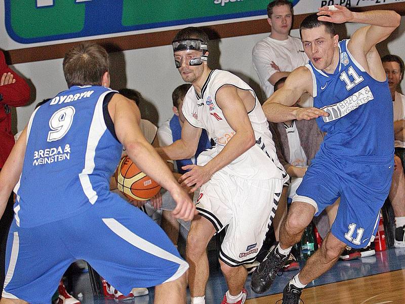 Hráči Basketballu Brno prohráli na domácí palubovce s Opavou 81:88.