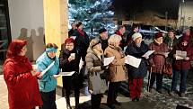 Do akce Česko zpívá koledy se zapojili také lidé v Bílovicích nad Svitavou.