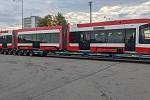 Nová obousměrná tramvaj Škoda 45T v Brně.