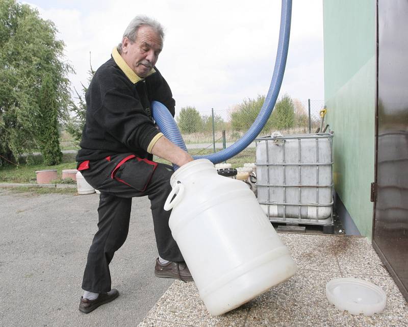 Pěstitelé dávají špatnou úrodu za vinu chladnému a suchému počasí v první polovině roku. A dešťům v závěru léta.