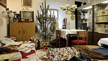 Výstava nazvaná Když ježíšek zestárnul ukazovala v Regionálním muzeu města Žďár nad Sázavou vánoce tak, jak vypadaly v padesátých a šedesátých letech. Snímky zo roku 2015.