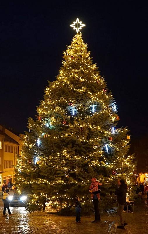 Vánoční strom v Boskovicích.