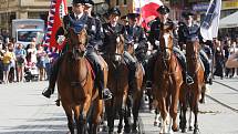 Náměstí Svobody v Brně ovládli jezdci na koních. Zahájili policejní mistrovství v jezdectví.