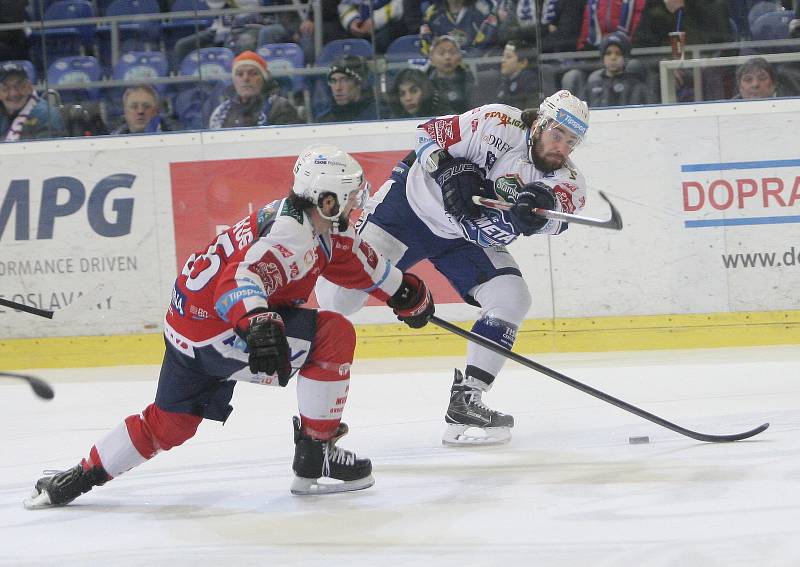 Devítizápasové čekání na vítězství v normální hrací době je u konce. Hokejisté brněnské Komety porazili v 47. extraligovém kole Pardubice 4:1 a z tříbodového zisku se radují poprvé od 8. ledna, kdy doma zdolali Liberec 3:0.