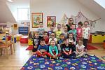 Děti ze třídy Barvička v mateřské škole Zámecká v Rosicích