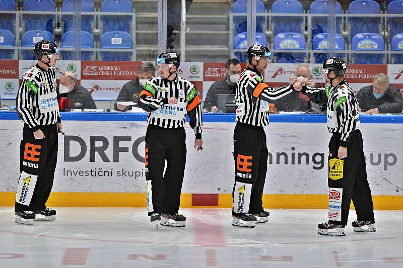 Hokejový zápas mezi brněnskou Kometou a Pardubicemi