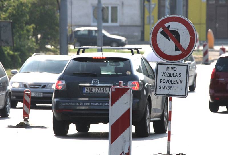 Trpělivostí se musí obrnit lidé, kteří projíždějí brněnským Velkým městským okruhem. Od dnešního dne začala jeho částečná uzavírka.