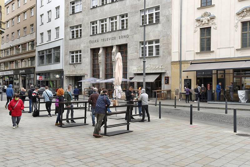 Brno 13.5.2020 - omezený provoz na zahrádkách v době koronavirových opatření